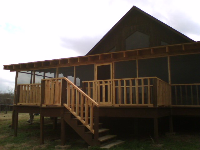 Screen Patio with Composition Deck Cover